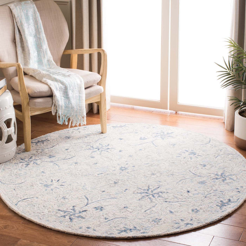 Martha Stewart Rug Collection: MSR3360M - Light Blue / Ivory