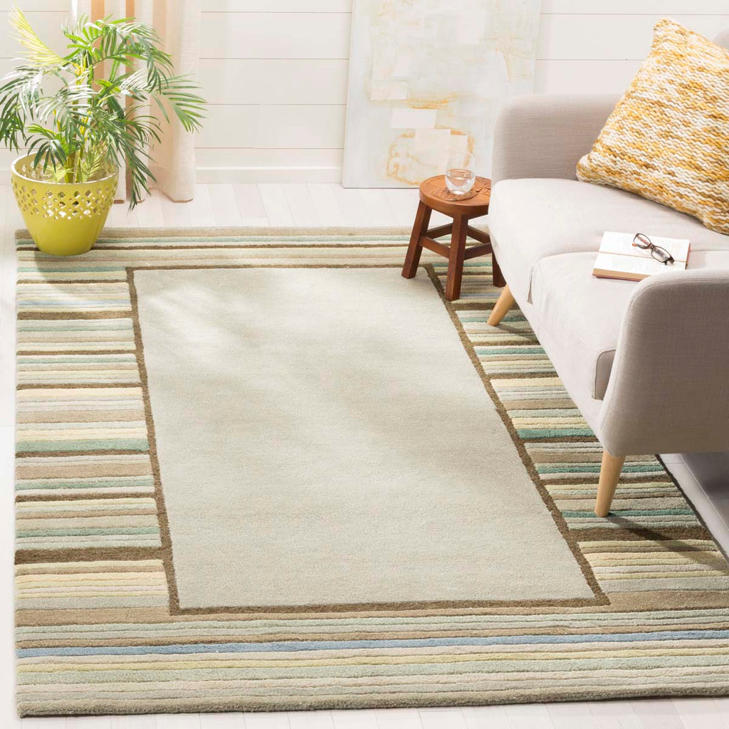 Martha Stewart Rug Collection MSR4715A - Tadpole Green