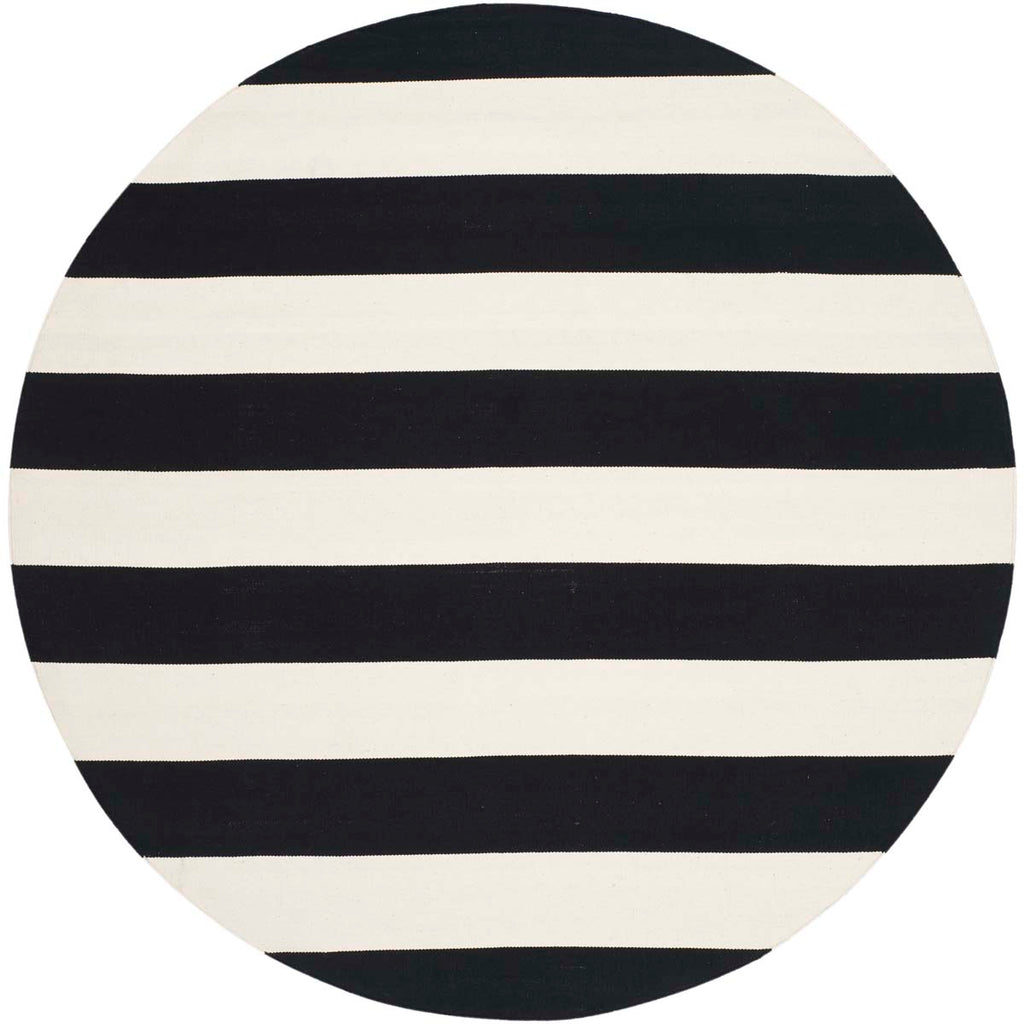 Safavieh Montauk Rug Collection MTK712D - Black / Ivory