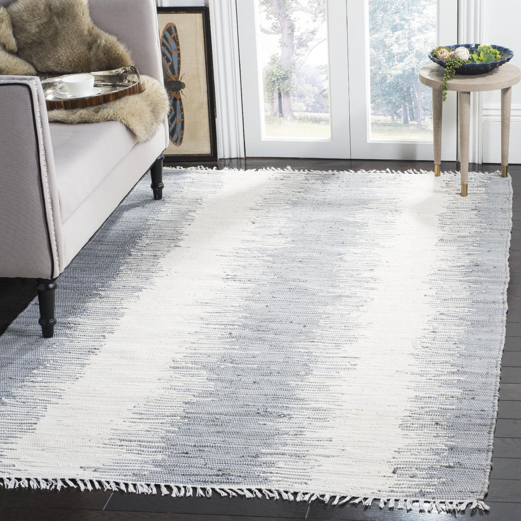 Safavieh Montauk Rug Collection MTK751K - Grey