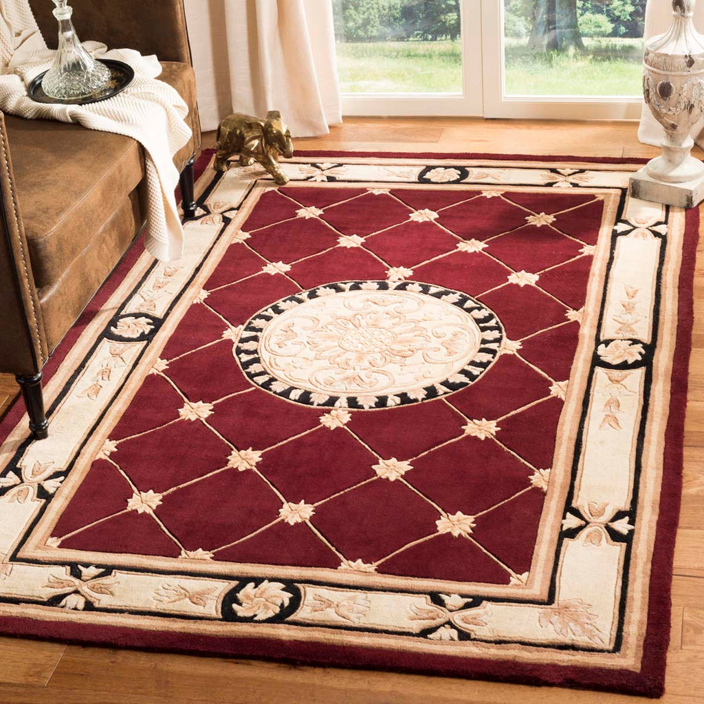 Safavieh Naples Rug Collection NA523A - Burgundy / Ivory