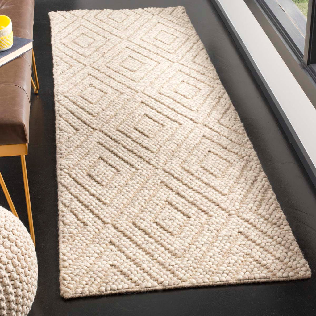 Safavieh Natura Rug Collection NAT623B - Beige