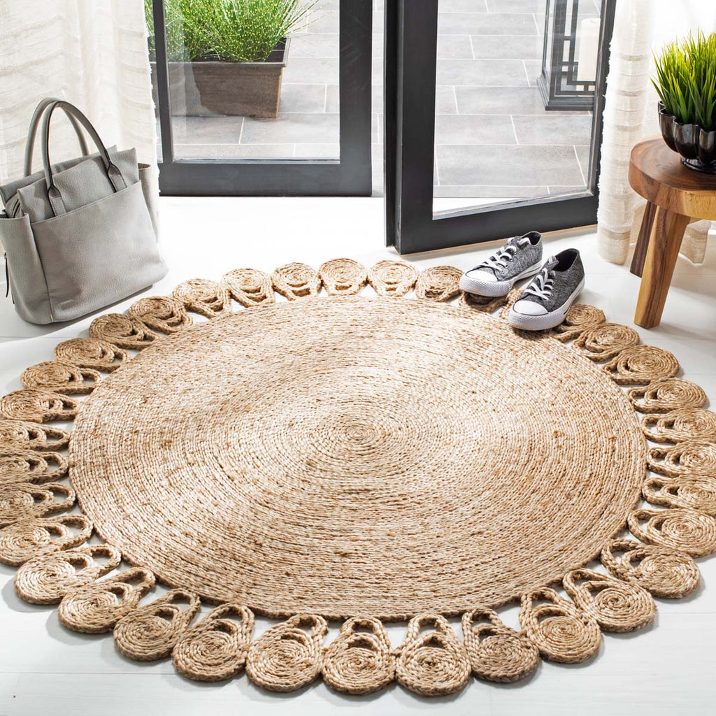 Safavieh Natural Fiber Rug Collection NF163A - Natural