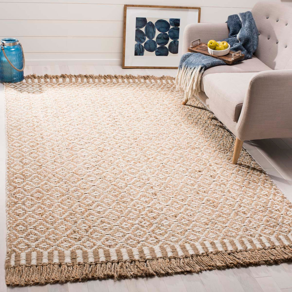 Safavieh Natural Fiber Rug Collection NF182A - Natural / Ivory