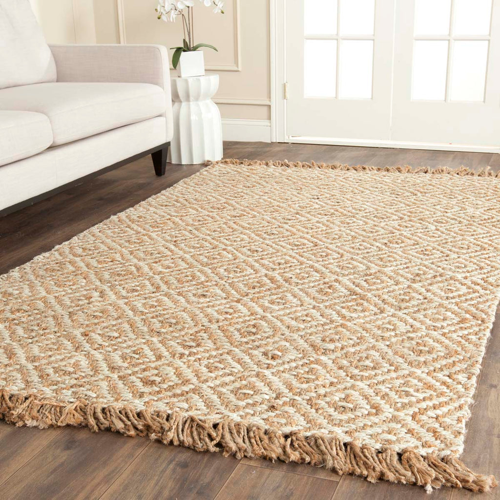 Safavieh Natural Fiber Rug Collection NF450A - Natural / Ivory