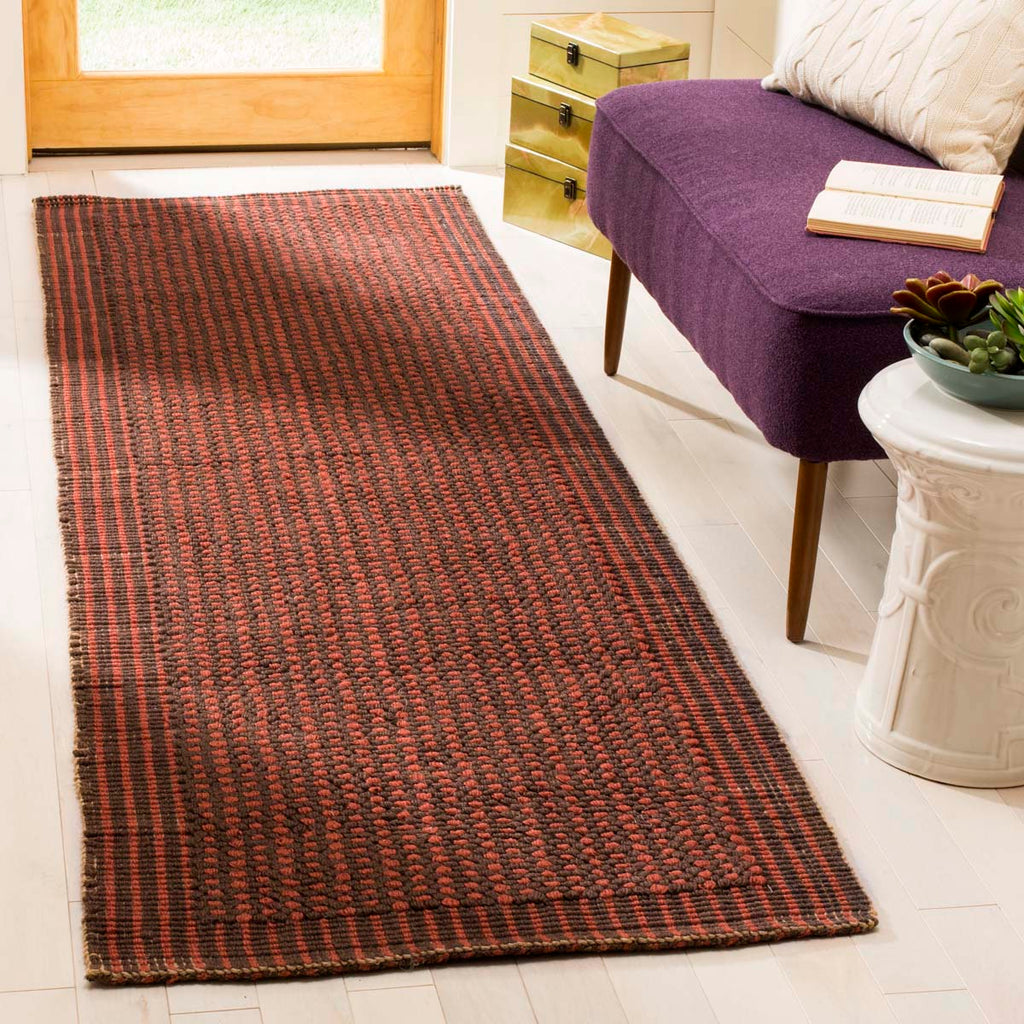 Safavieh Natural Fiber Rug Collection NF451A - Brown / Rust