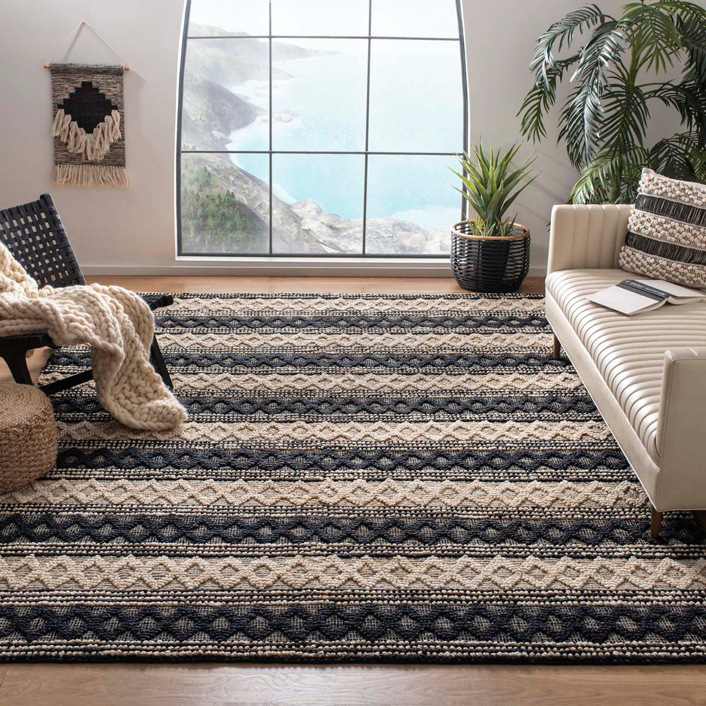 Safavieh Natural Fiber Rug Collection NF568Z - Black / Ivory