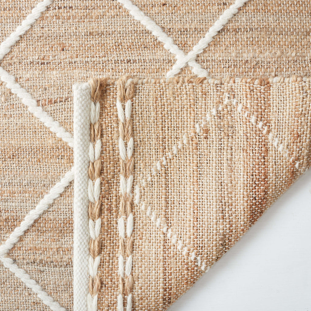 Safavieh Natural Fiber Rug Collection: NFB278A - Natural / Ivory