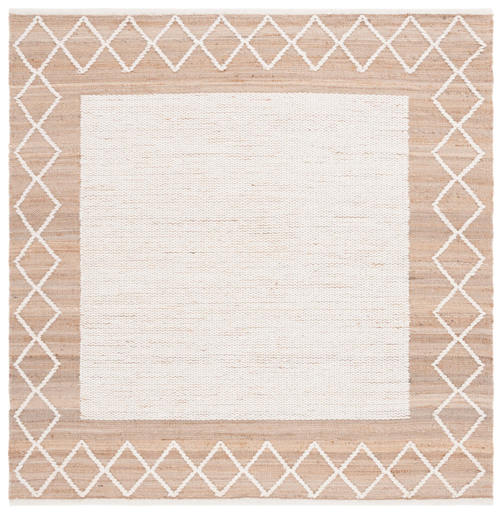 Safavieh Natural Fiber Rug Collection: NFB279A - Natural / Ivory