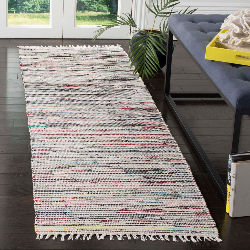 Safavieh Rag Rug Rug Collection RAR125B - Ivory / Multi