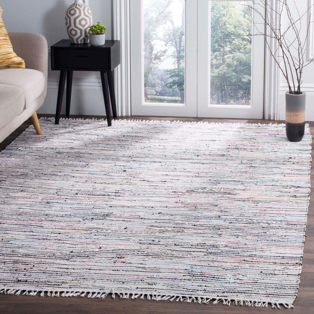 Safavieh Rag Rug Rug Collection RAR125B - Ivory / Multi