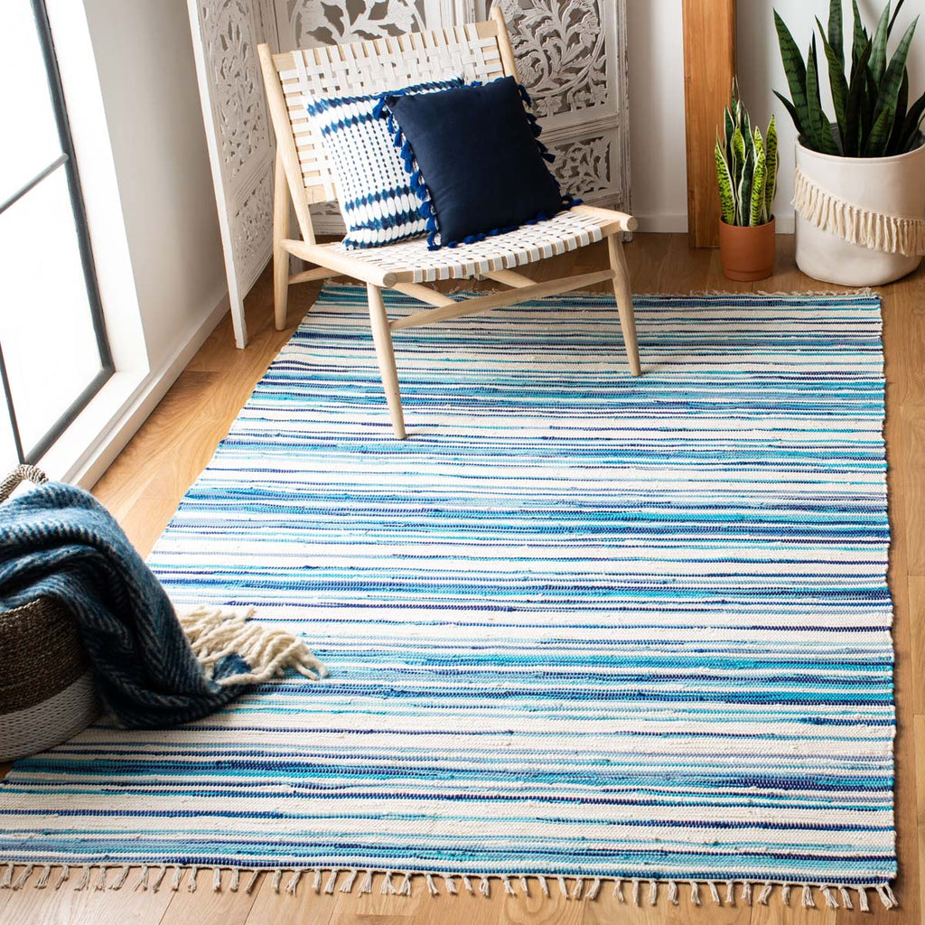 Safavieh Rag Rug Rug Collection RAR126B - Ivory / Blue