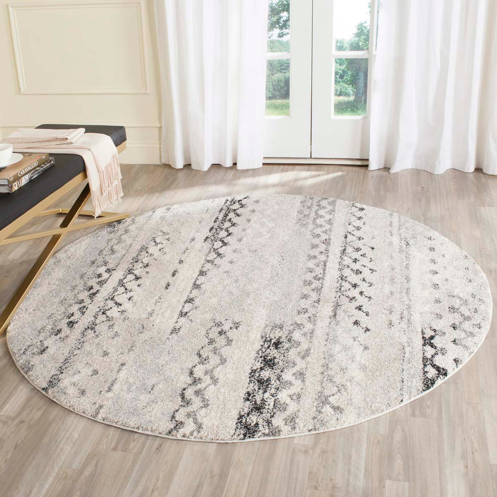 Safavieh Retro Rug Collection RET2136-1180 - Cream / Grey