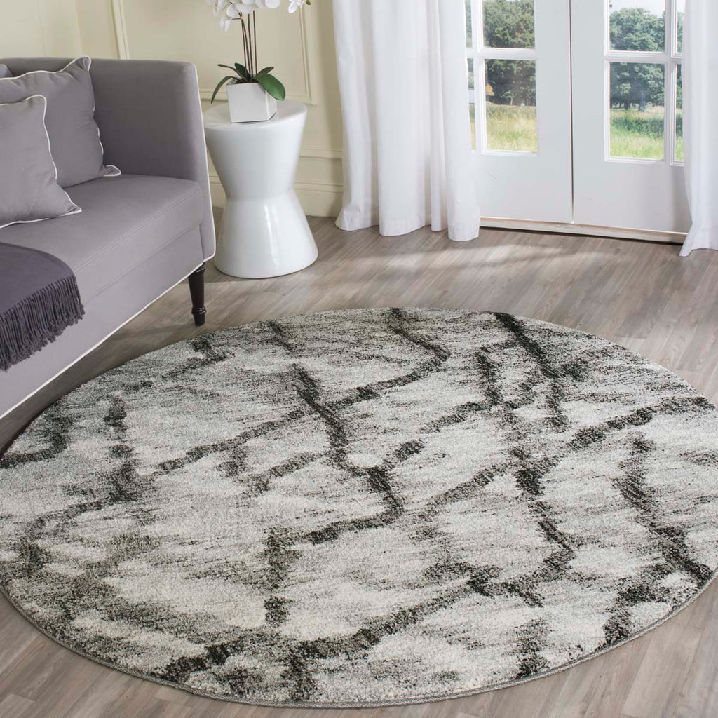 Safavieh Retro Rug Collection RET2144-7990 - Light Grey / Black