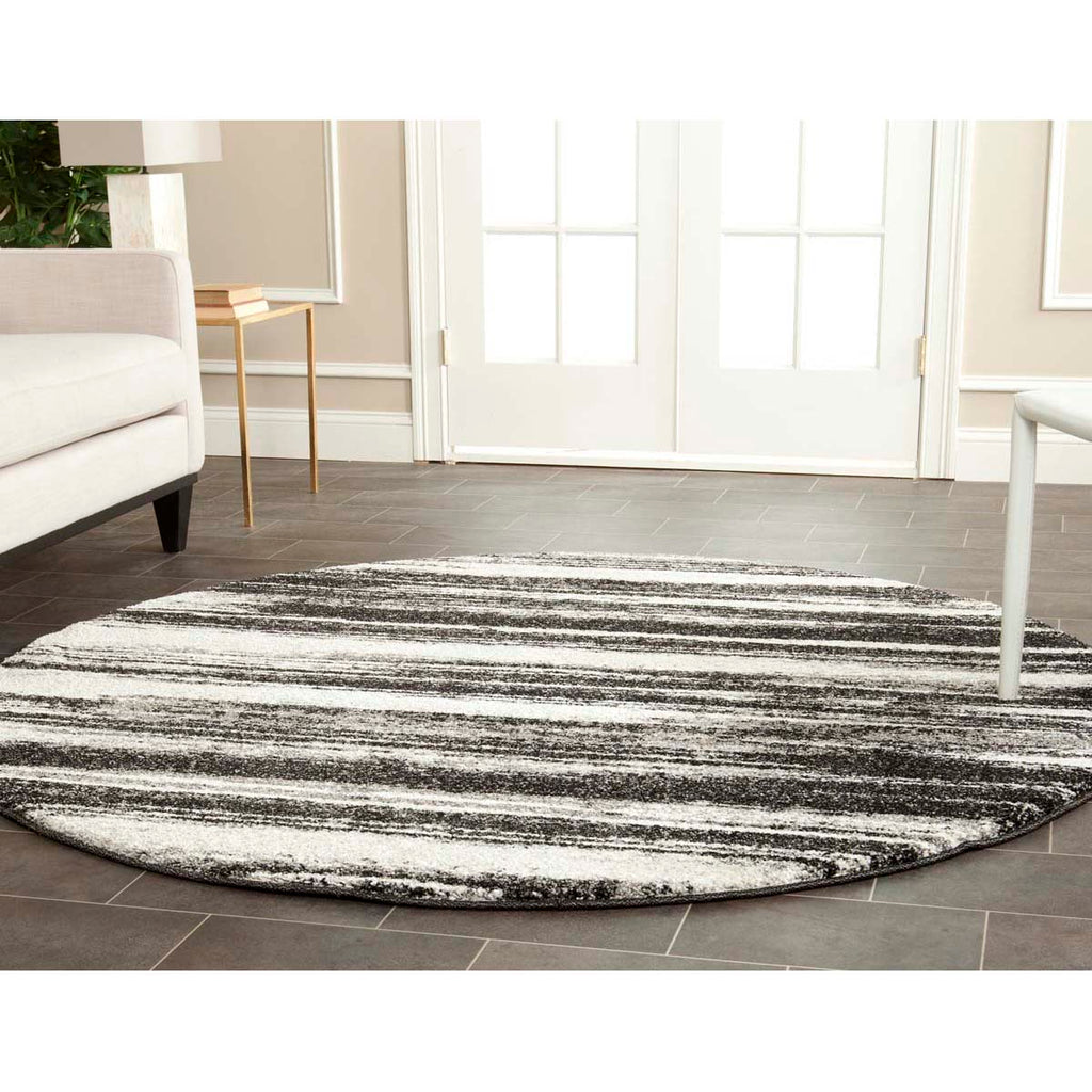 Safavieh Retro Rug Collection RET2693-8479 - Dark Grey / Light Grey