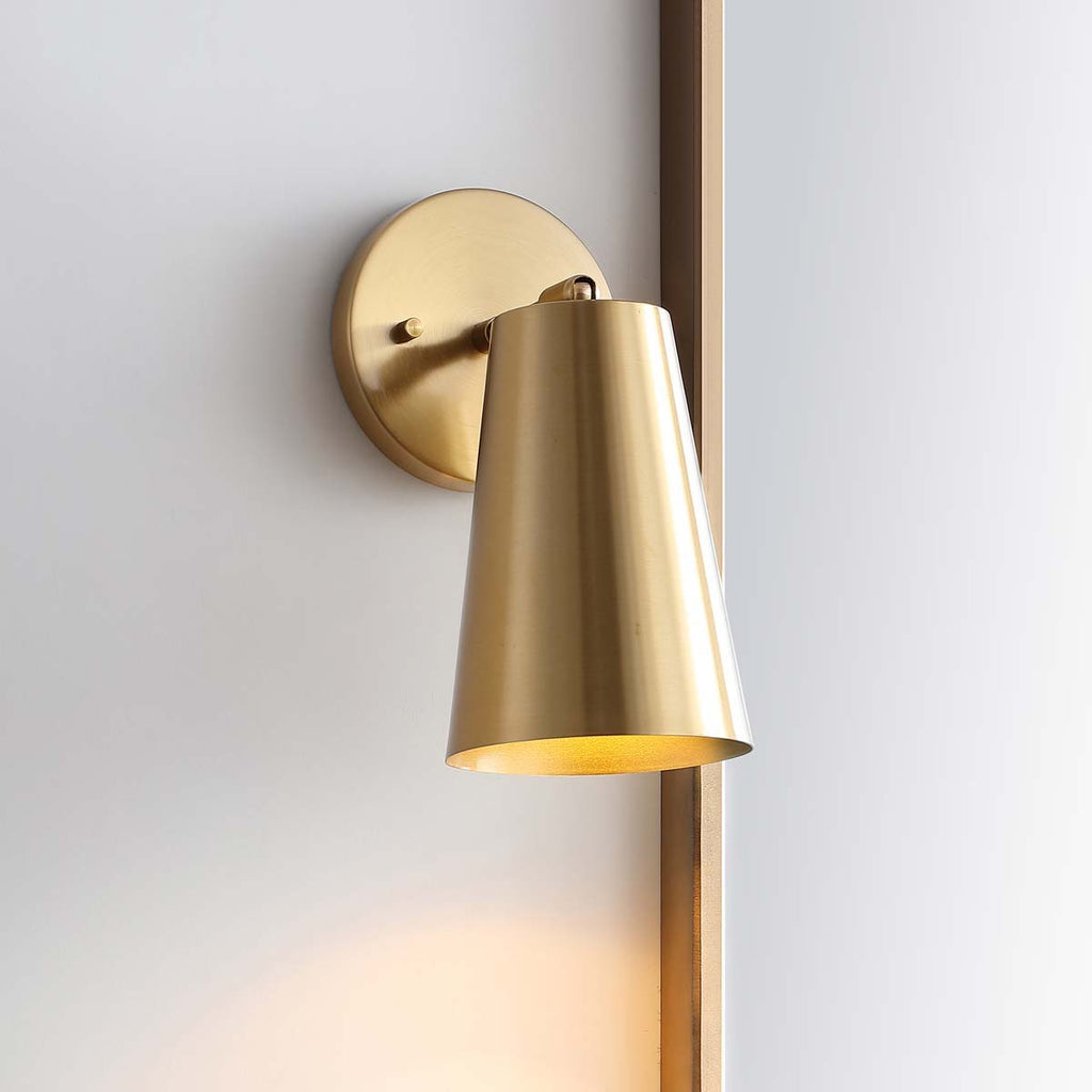 Safavieh Leonardo Wall Sconce-Brass Gold