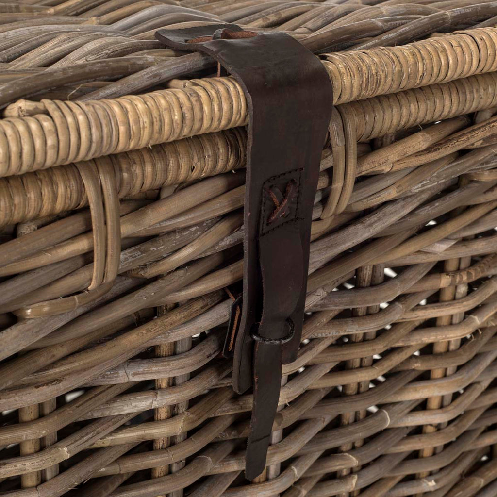 Safavieh Amancio Wicker Trunk - Grey