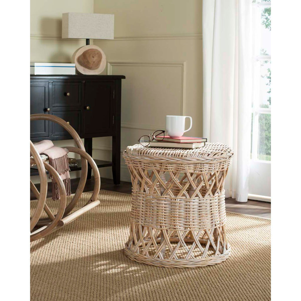 Safavieh Desta Wicker Round Table - Natural