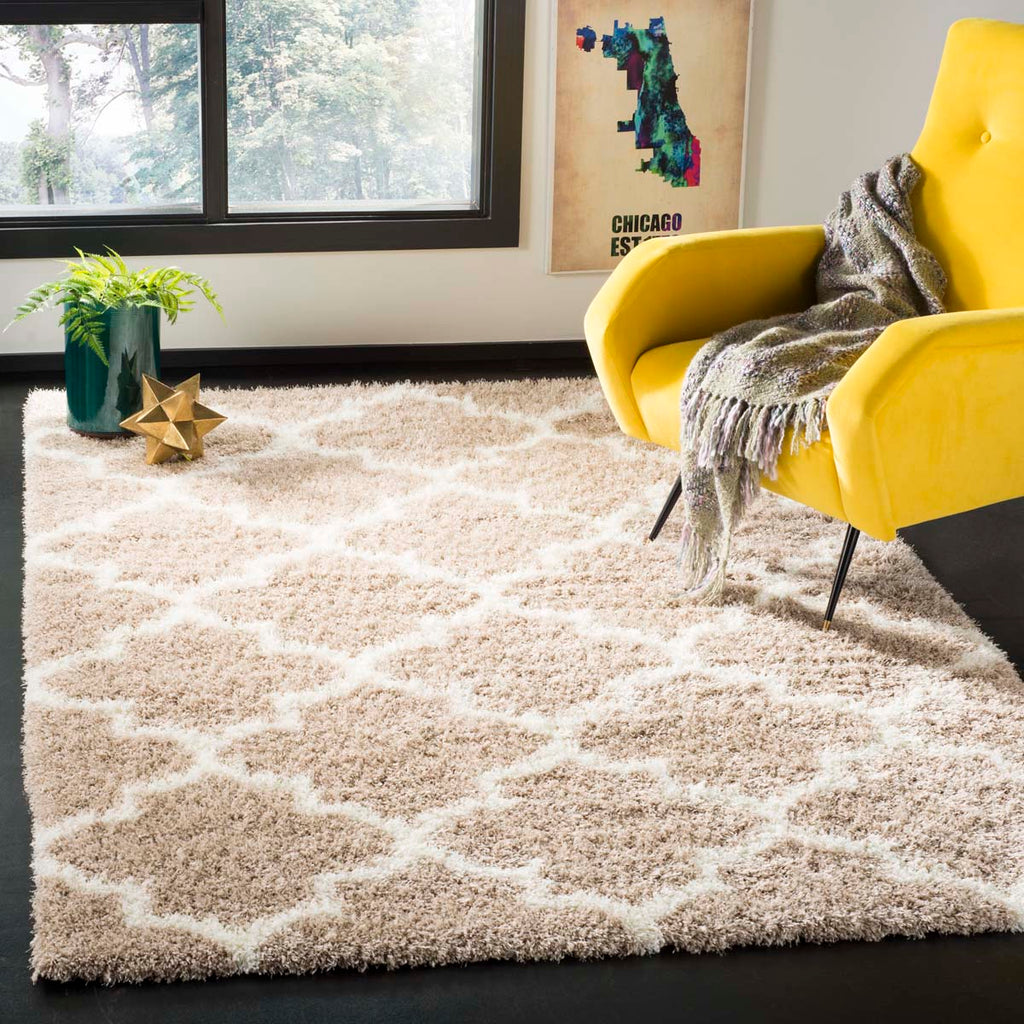 Safavieh Sgm-Montreal Shag Rug Collection SGM832C - Beige / Ivory