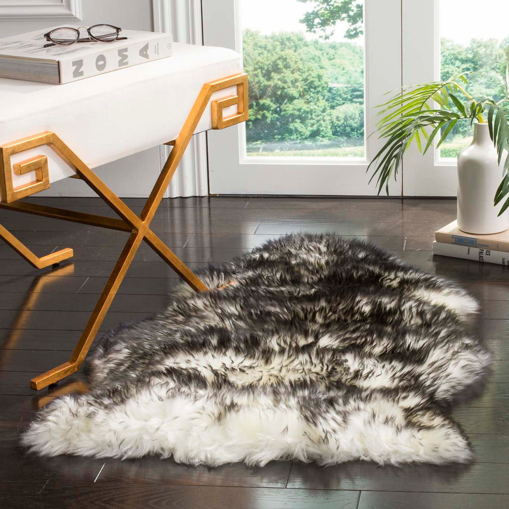 Safavieh Sheep Skin Rug Collection SHS121G - Ivory / Dark Charcoal
