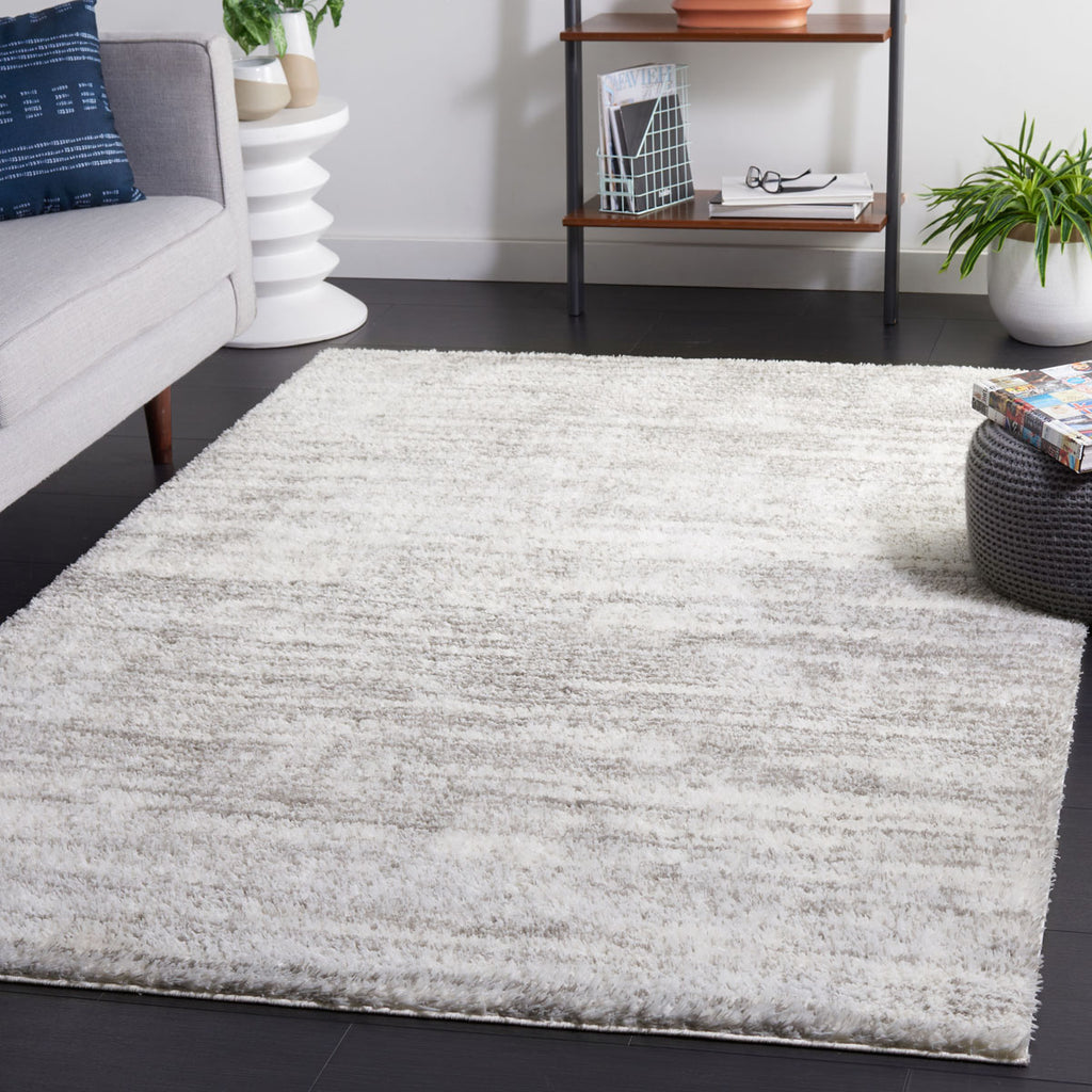 Safavieh Tahoe Shag Collection, THO653A - Ivory / Grey