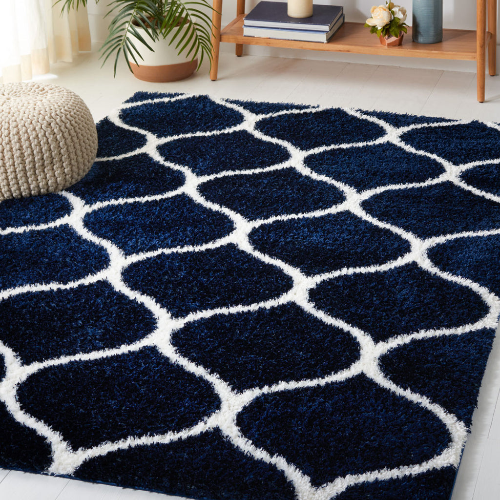 Safavieh Tahoe Shag Collection, THO677N - Navy / White