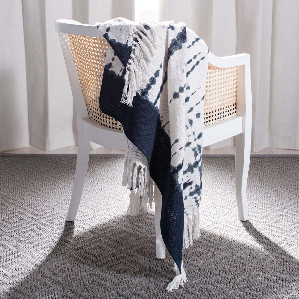 Safavieh Arya Throw - Beige/Navy