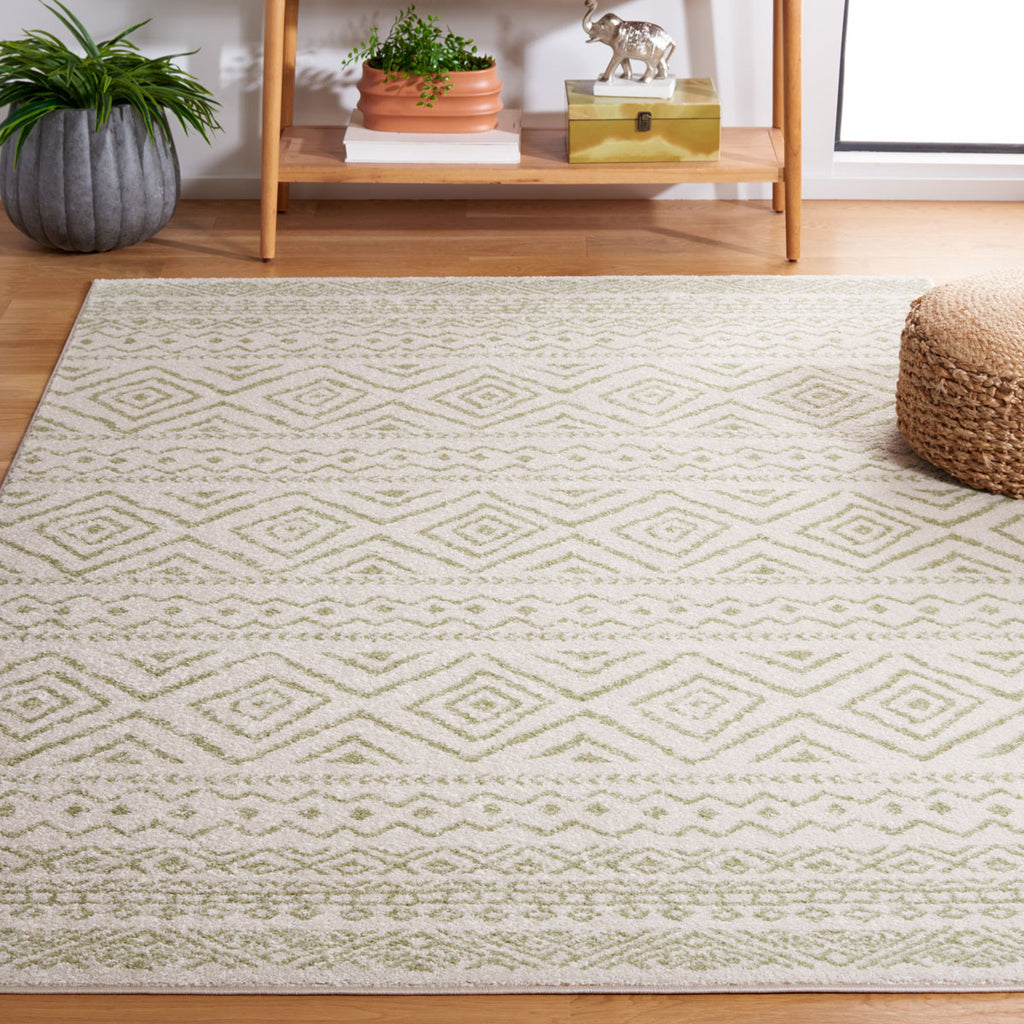 Safavieh Tulum Collection, TUL267G - Ivory / Sage