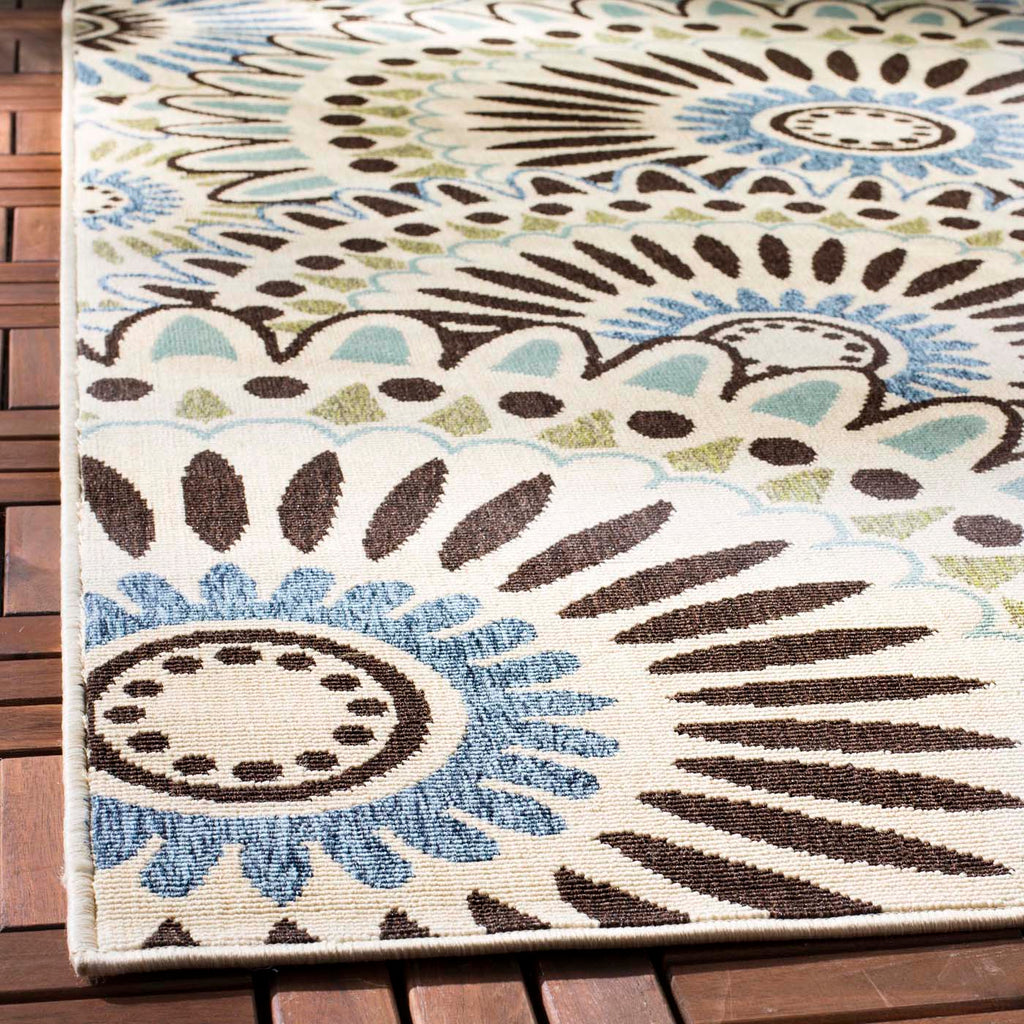 Safavieh Veranda Rug Collection: VER091-0612 - Cream / Blue