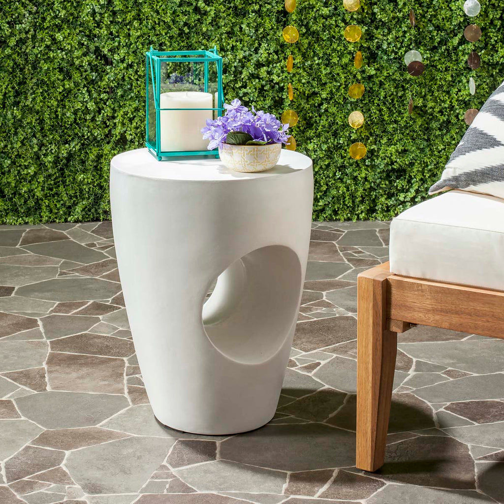 Safavieh Aishi Indoor/Outdoor Modern Concrete Round 17.7-Inch H Accent Table - Ivory