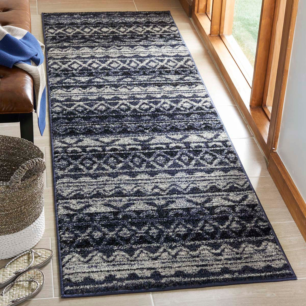 Safavieh Adirondack Rug Collection ADR119M - Ivory / Navy