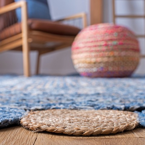 Safavieh Cape Cod Rug Collection CAP201C - Blue / Beige