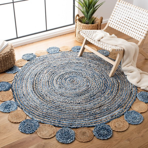 Safavieh Cape Cod Rug Collection CAP201C - Blue / Beige