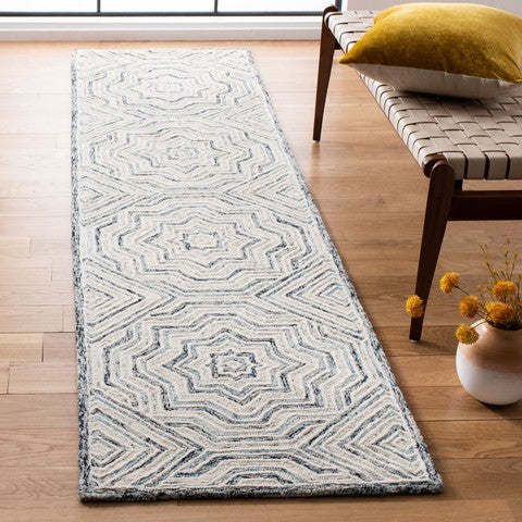 Safavieh Capri Rug Collection CPR215B - Beige / Blue