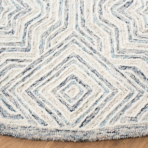 Safavieh Capri Rug Collection CPR215B - Beige / Blue