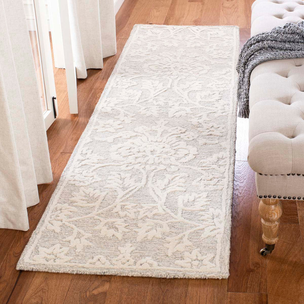 Safavieh Glamour Rug Collection GLM651B - Beige / Ivory