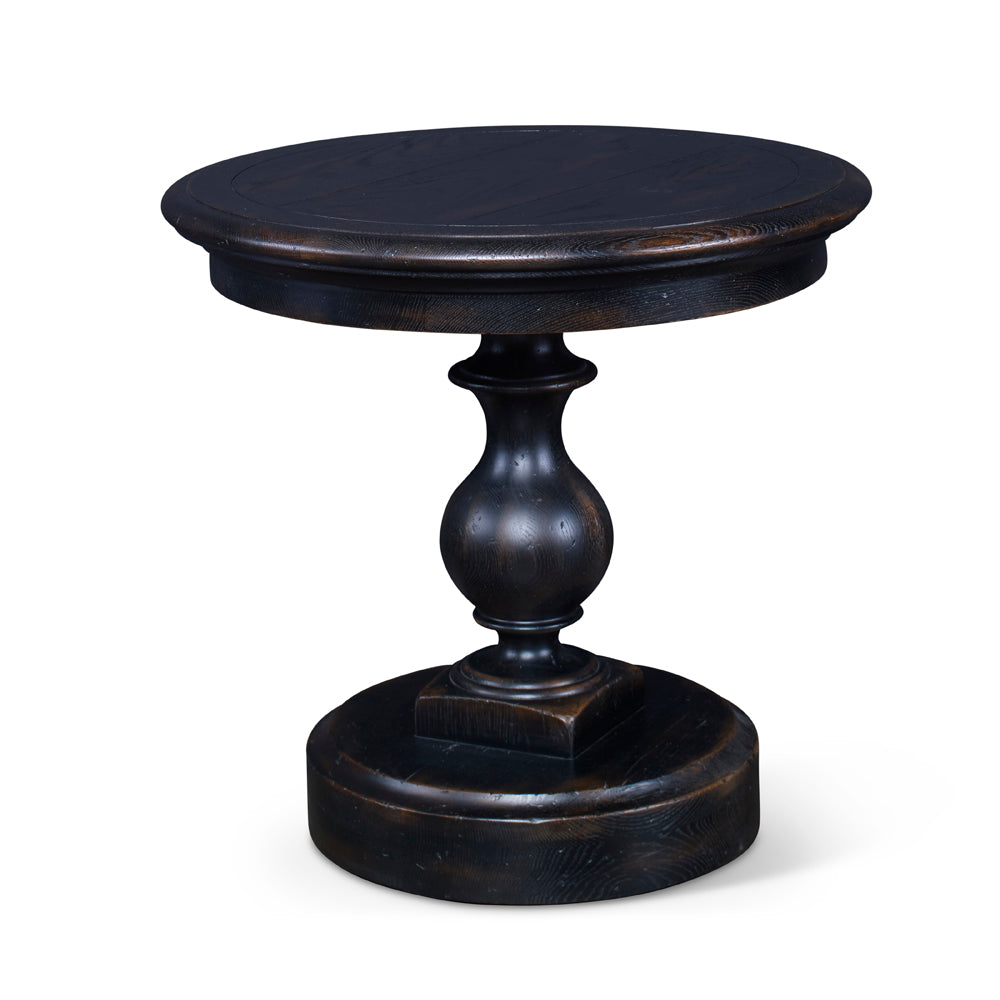 Grand Oak Side Table