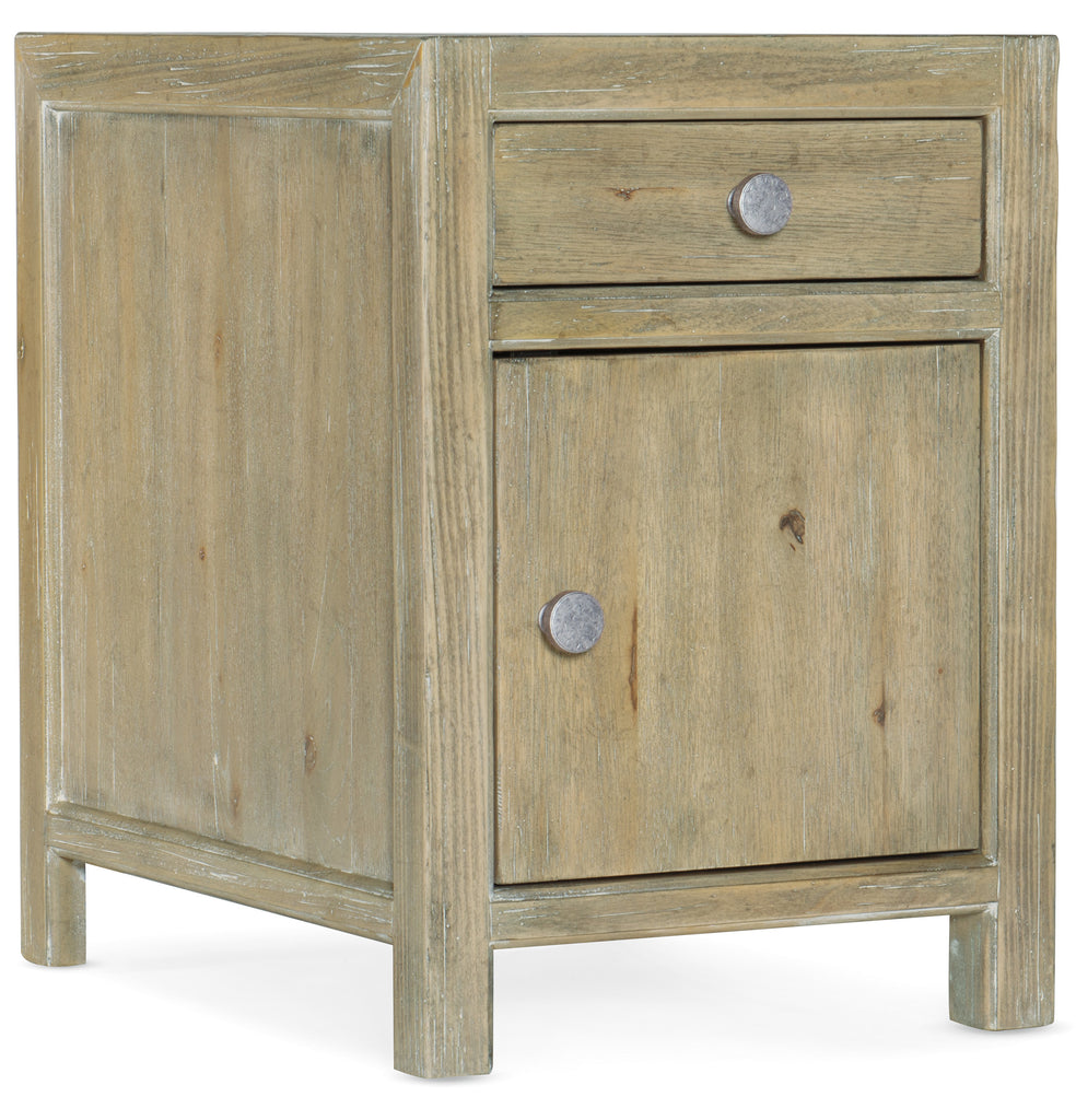 Surfrider Chairside Chest | Hooker Furniture - 6015-50006-80