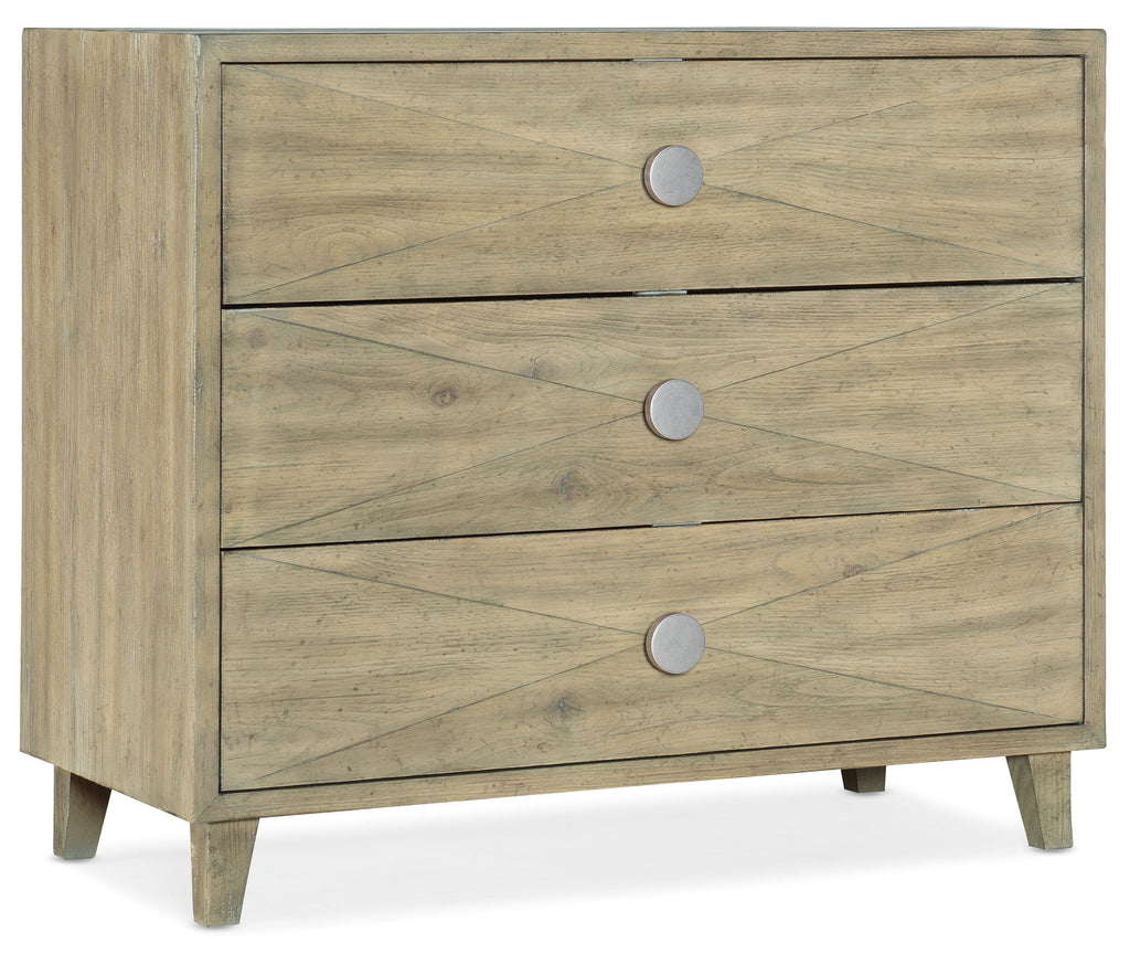 Surfrider Bachelors Chest | Hooker Furniture - 6015-90017-80