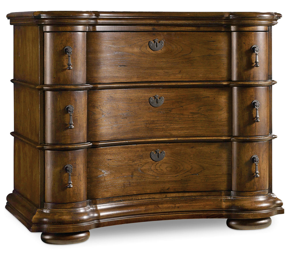 Archivist Bachelors Chest | Hooker Furniture - 5447-90017