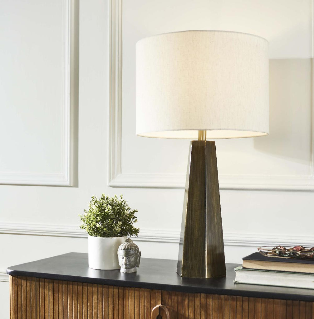 Jandean Table Lamp  | Safavieh - TBL2002 - Brown